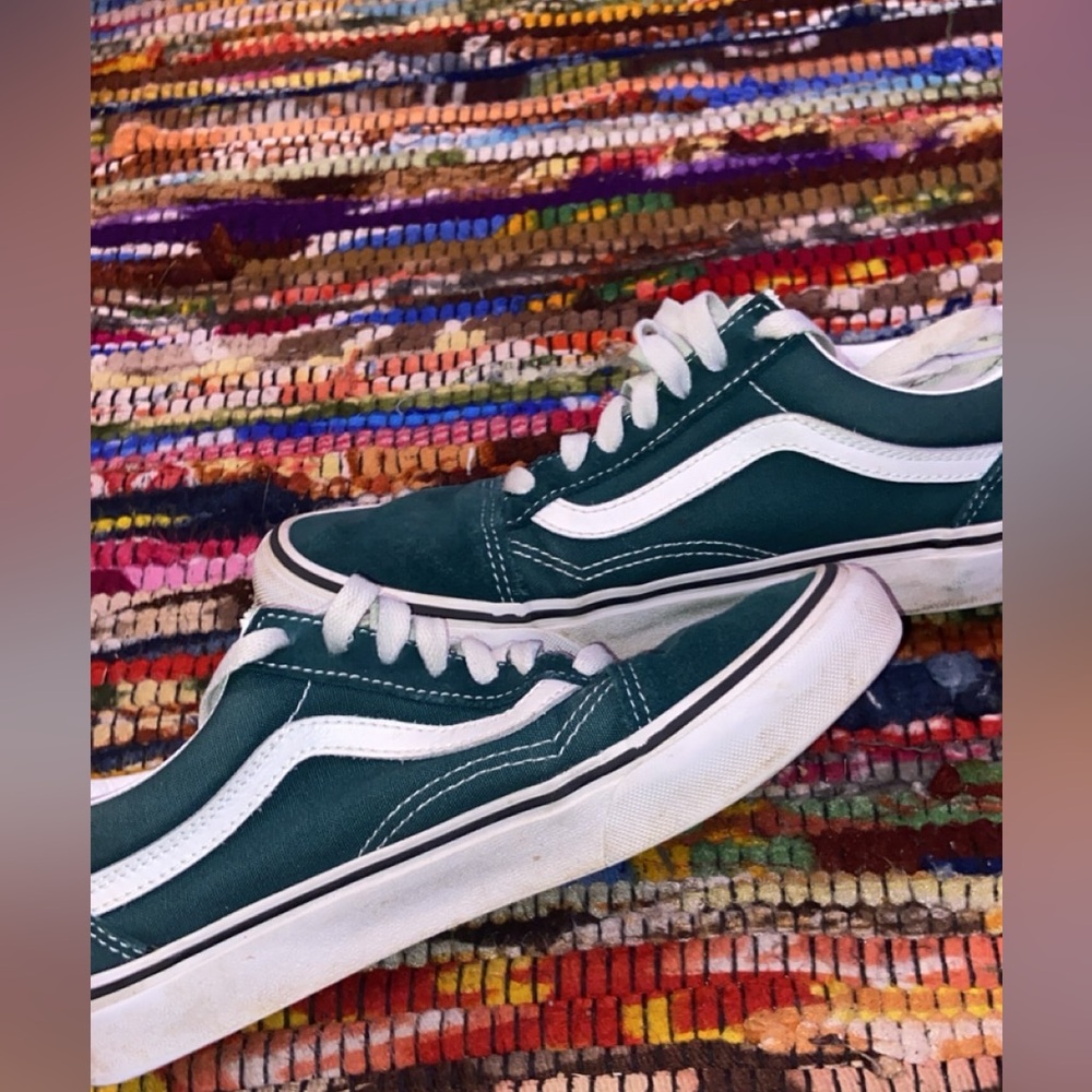 LOW GREEN VANS